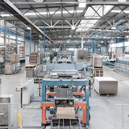 Where Marazzi products are born: production seen through the eyes of the architects and bloggers of WEBLOG