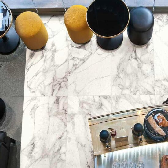 Decorarea cu marmură este una din tendințele cele mai moderne în designul interior.