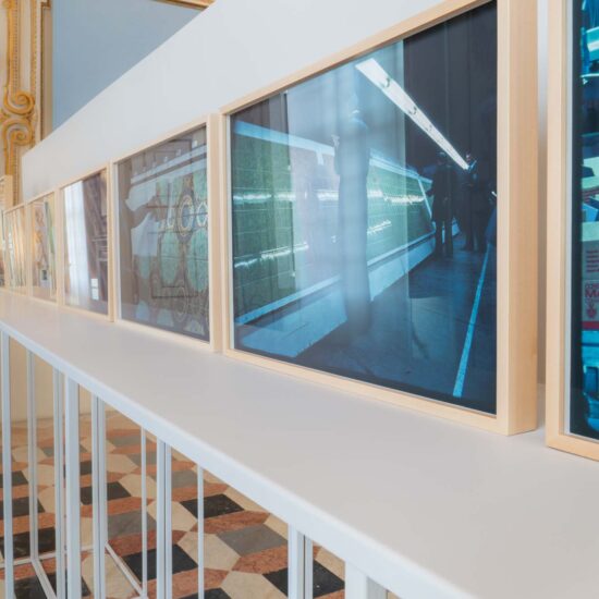 Gianni Berengo Gardin Marazzi Le Linee Veloci Instal 06