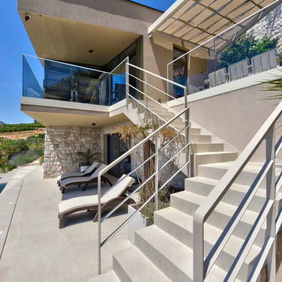 marazzi bevel house 002.jpg