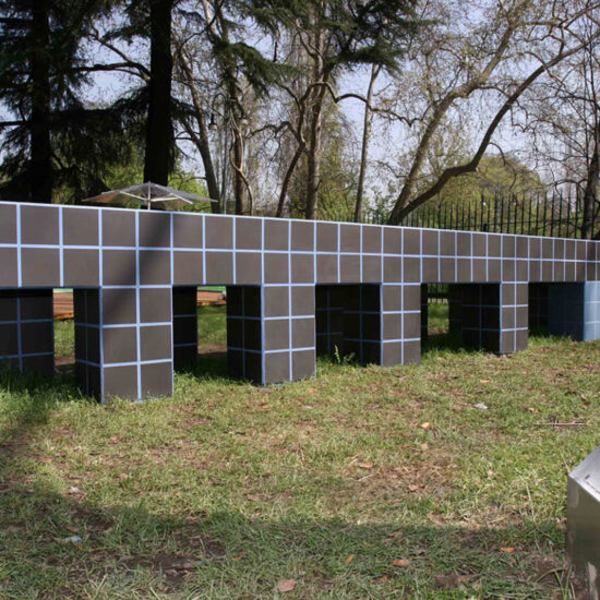 marazzi millepiedi giardini del palazzo della triennale 001.jpg